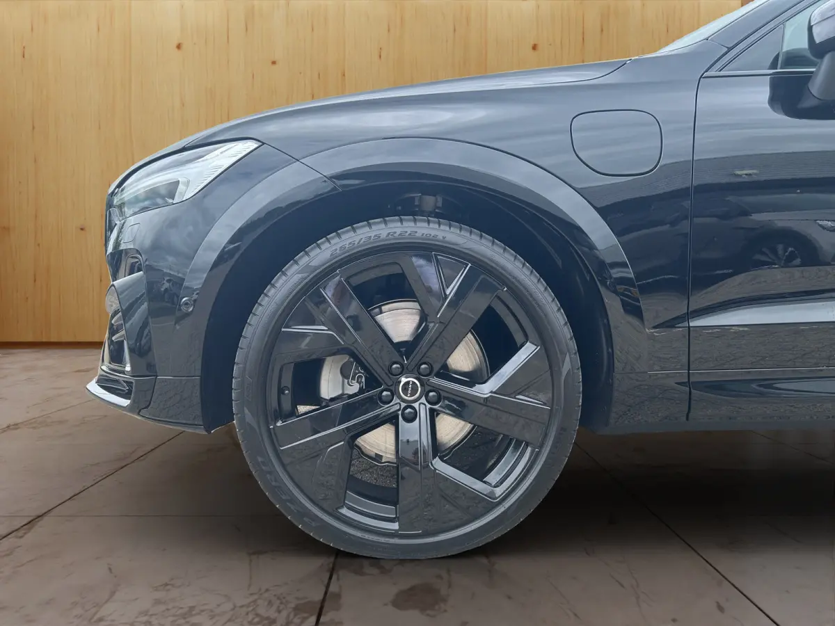 T8 Plug-in hybrid AWD Ultra Dark | Heico bodykit + Uitlaat systeem | Spoorverbreder | 22 Inch | Bowers & Wilkens | Stoel Massage | Full optie