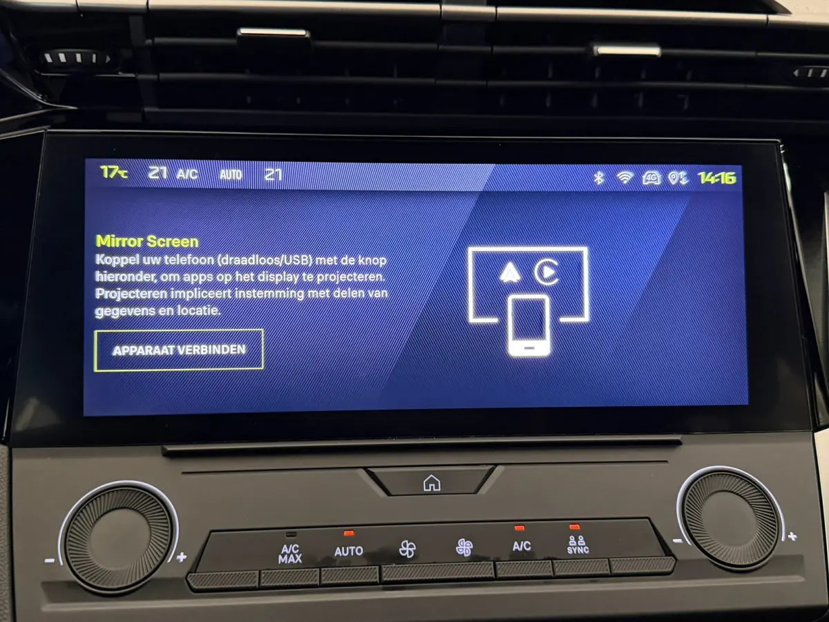 1.6 PLUG-IN HYBRID 180PK ACTIVE PACK / AFN. TREKHAAK / SOH 99% / 17" LMV / LED / NAVI / CLIMA / PDC / BLUETOOTH / CRUISECONTROL / 1E EIGENAAR / SCHITTERENDE STAAT !!