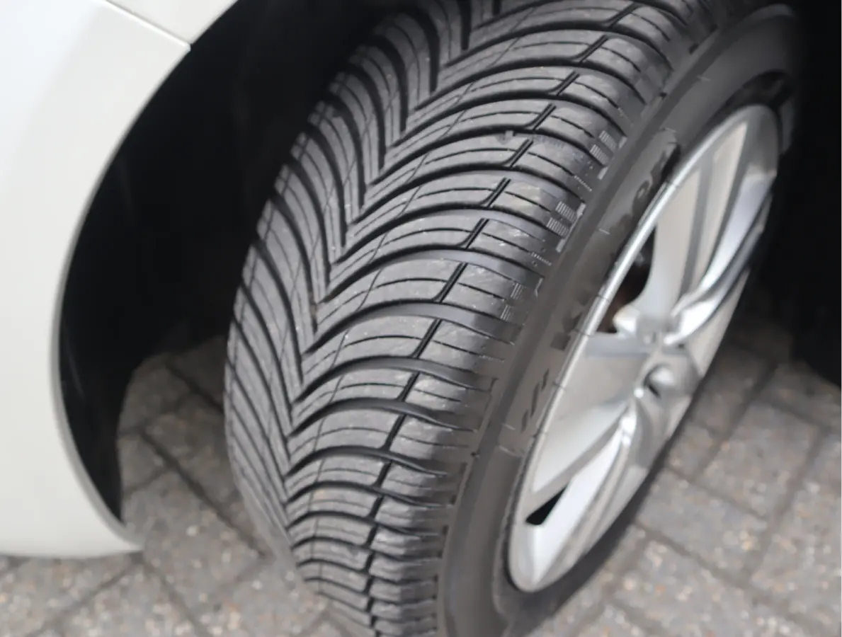 1.2 PureTech Blue Lease Executive Navi / Climate / Pano / Pdc / Elekramen / Distributie recent vervangen / Onderhoud reeds uitgevoerd /