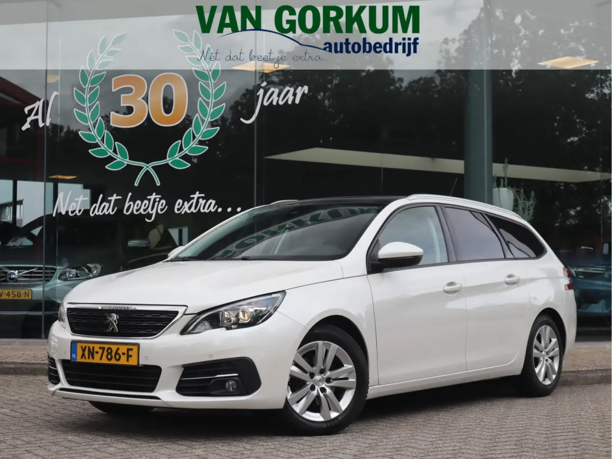 1.2 PureTech Blue Lease Executive Navi / Climate / Pano / Pdc / Elekramen / Distributie recent vervangen / Onderhoud reeds uitgevoerd /