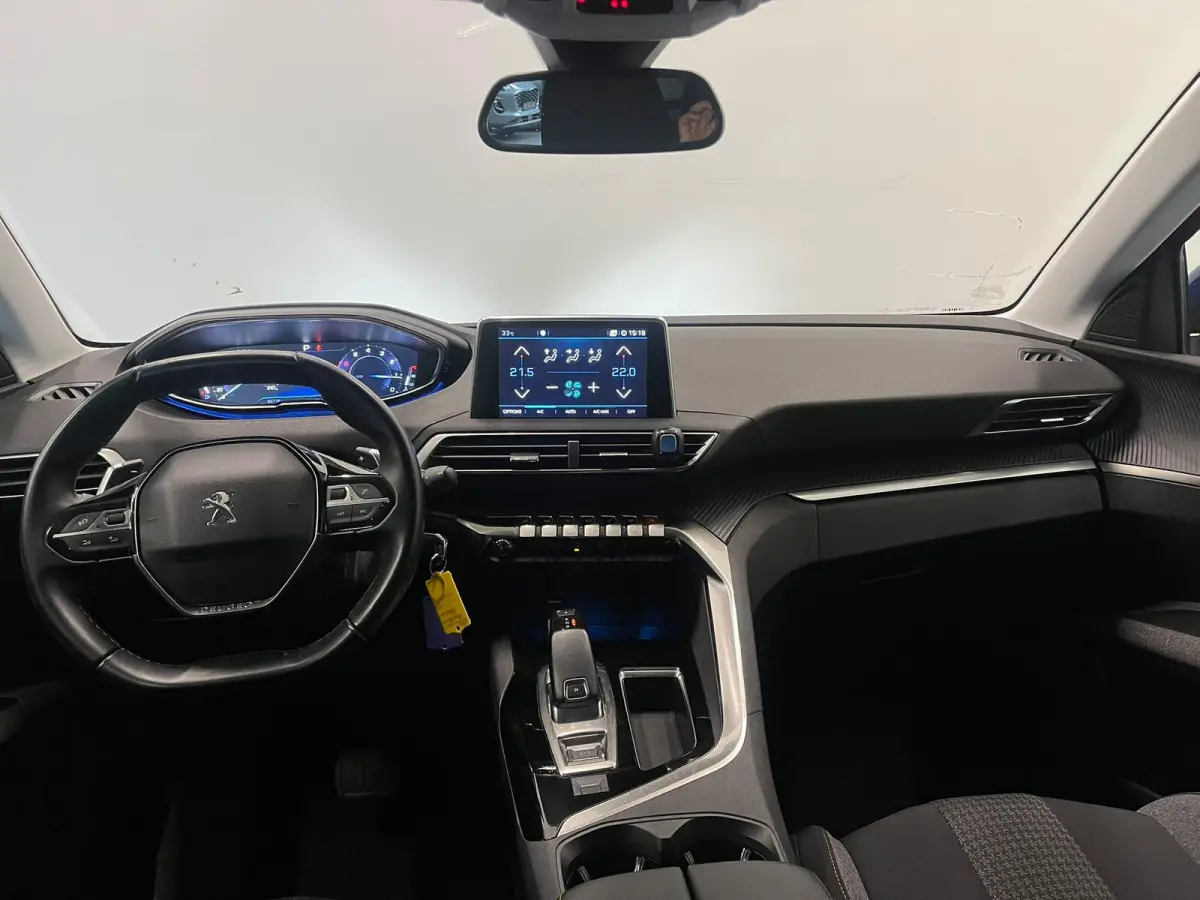 1.2 PureTech Active Business Navigatie Apple Carplay Android Auto Parkeerhulp Cruise Control Stoelverwarming Virtual Cockpit Climate Control Lichtmetalen velgen