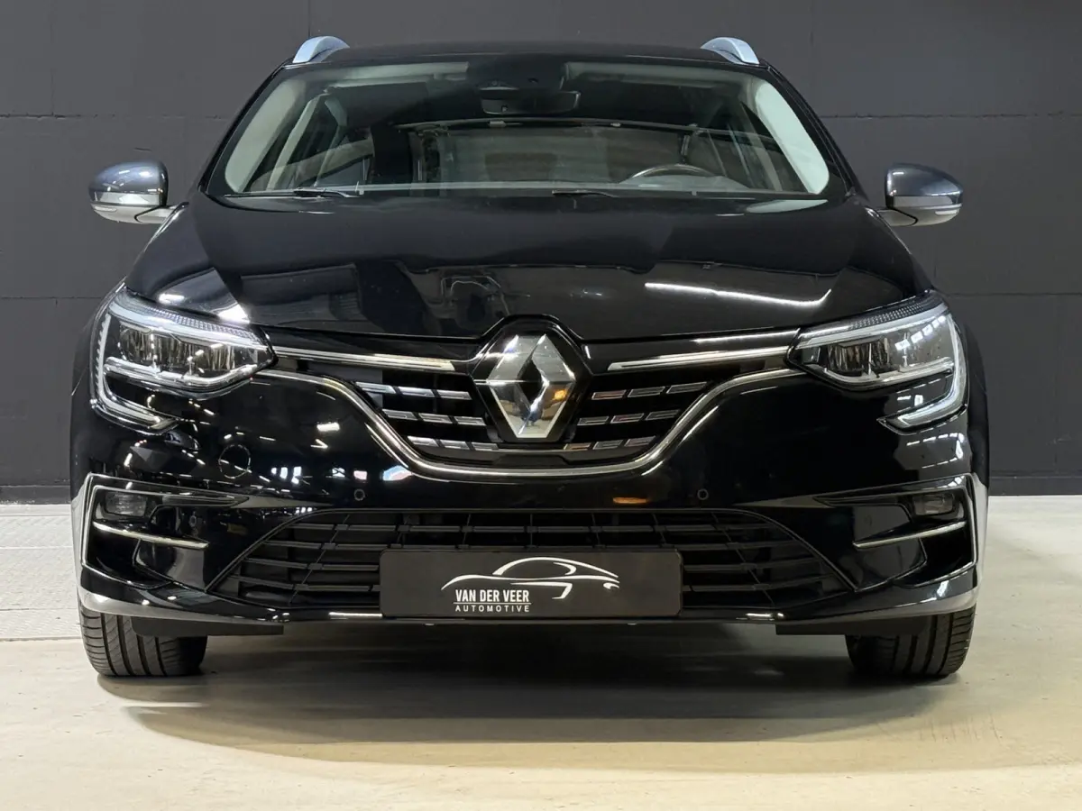 Estate 1.6 Plug-In Hybrid 160 Business Edition One | Apple Carplay | Stoel/stuurverwarming | Full LED | Keyless