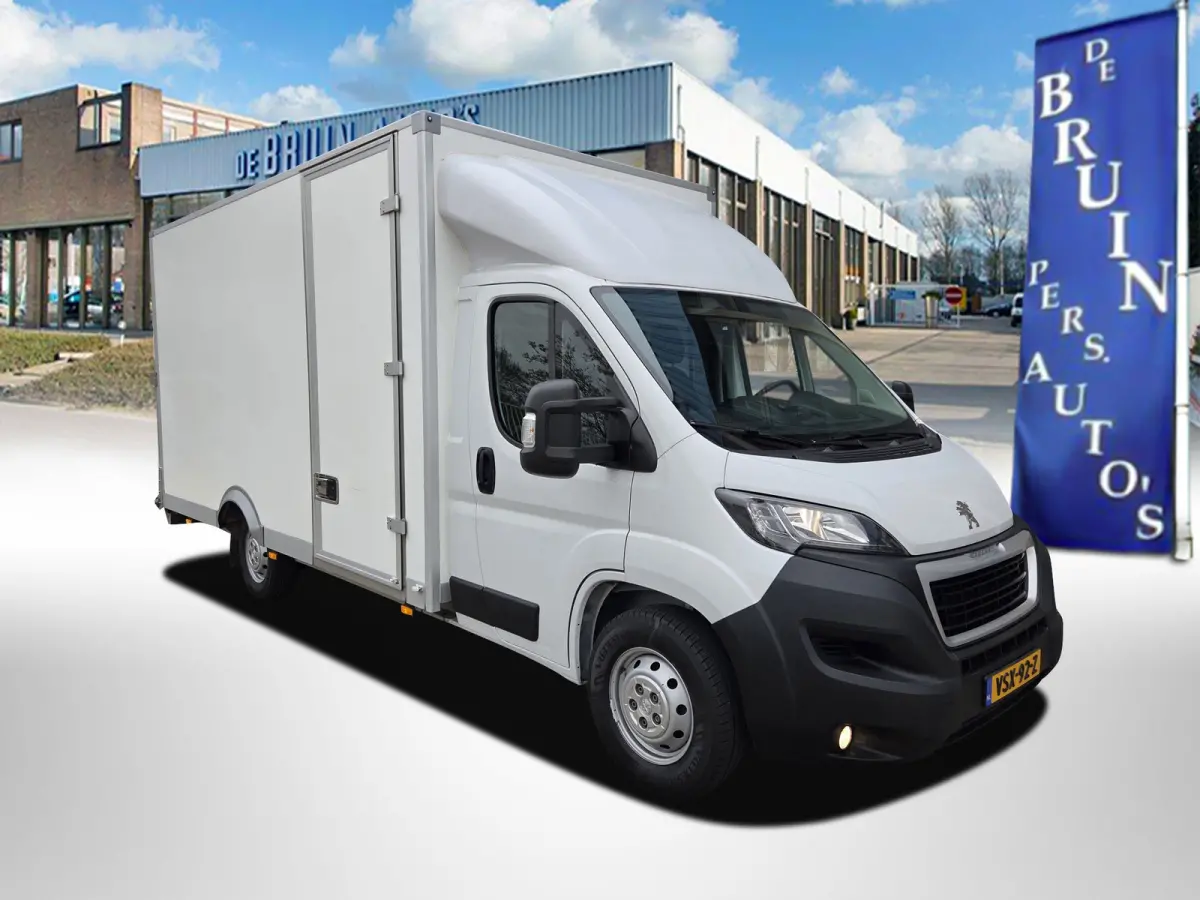 / Peugeot Boxer 140 PK Lowliner Laadklep / Oprijklep Lage instap Airco Cruisecontrol