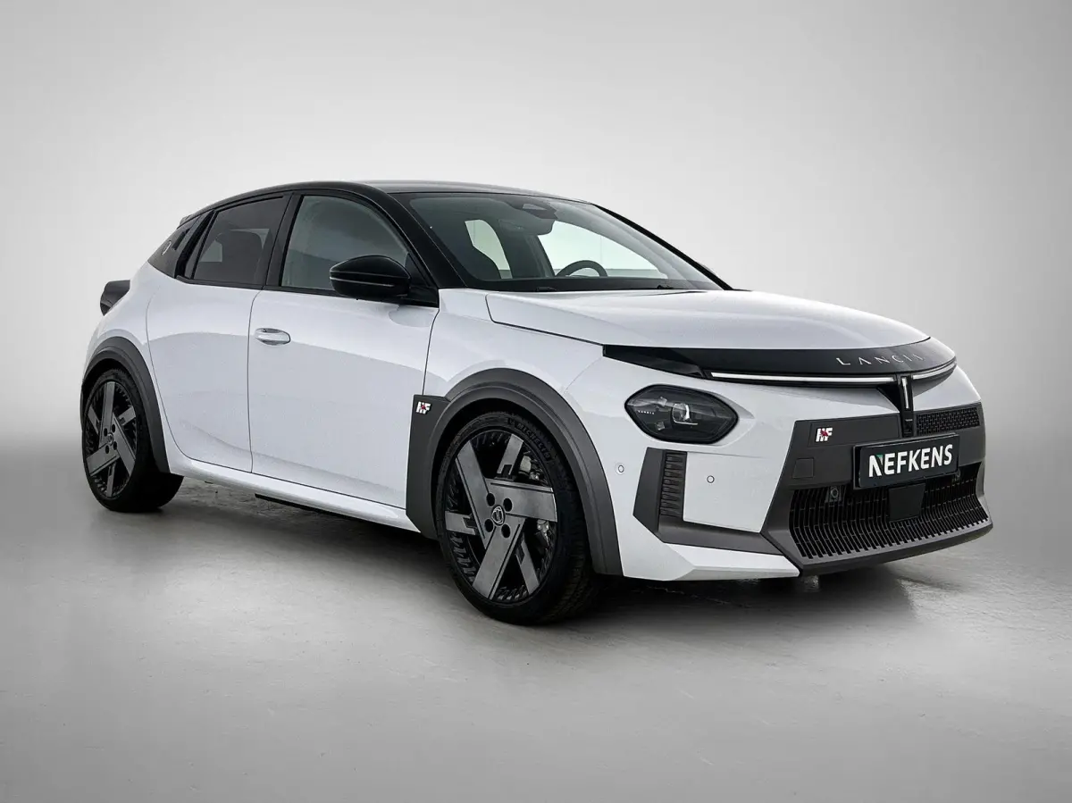 280pk HF 54 kWh Automaat | Navigatie | Adaptieve Cruise Control | Camera Voor + Achter | 18"LMV | Dodehoekdetectie | Keyless Entry/Start | 3 FASE | LED | Sportonderstel |