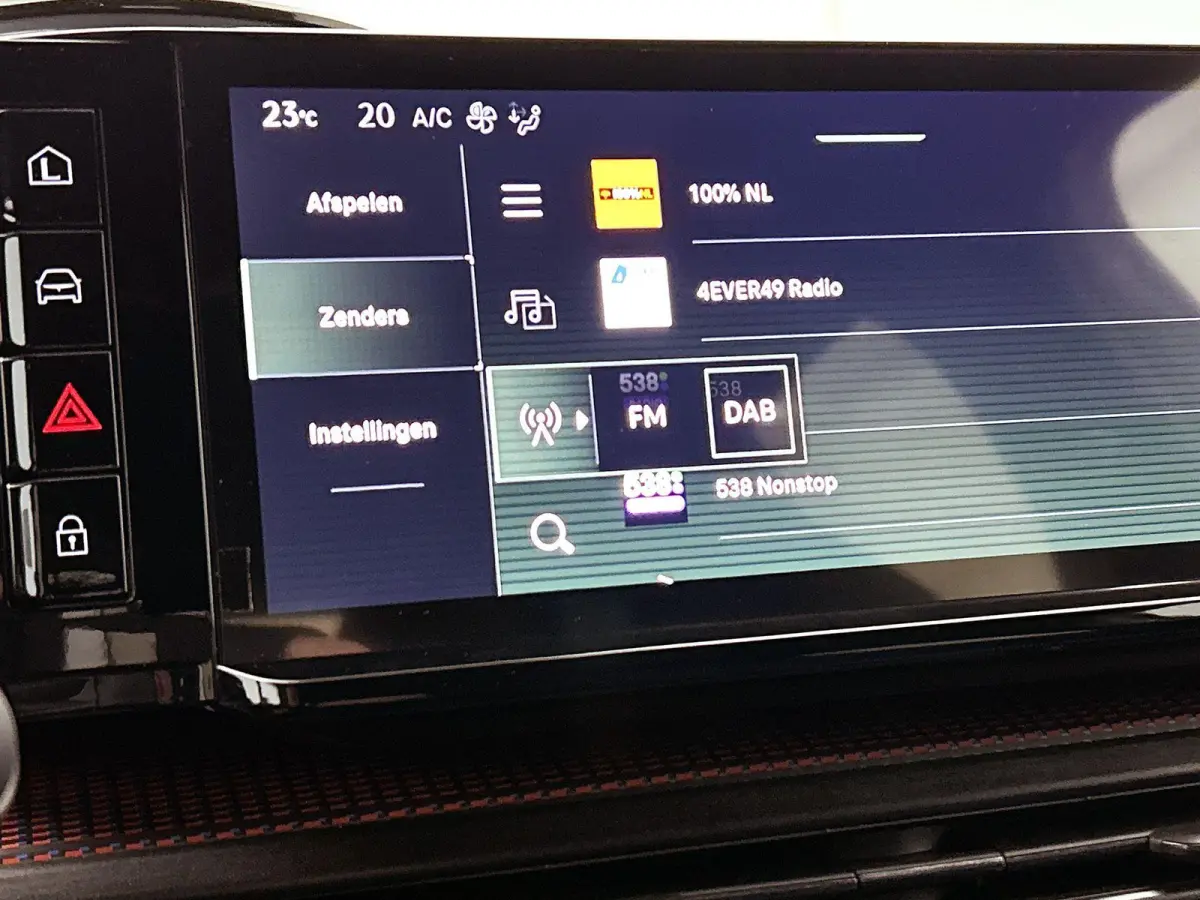 280pk HF 54 kWh Automaat | Navigatie | Adaptieve Cruise Control | Camera Voor + Achter | 18"LMV | Dodehoekdetectie | Keyless Entry/Start | 3 FASE | LED | Sportonderstel |