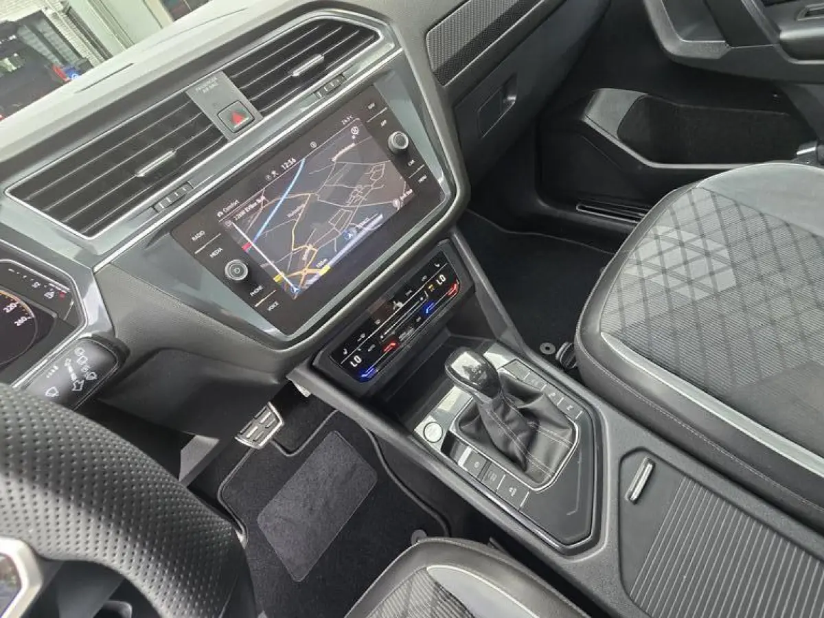 1.5 TSI R-Line Business+ 7p. AUTOMAAT Trekhaak|Vol opties|Nap!!