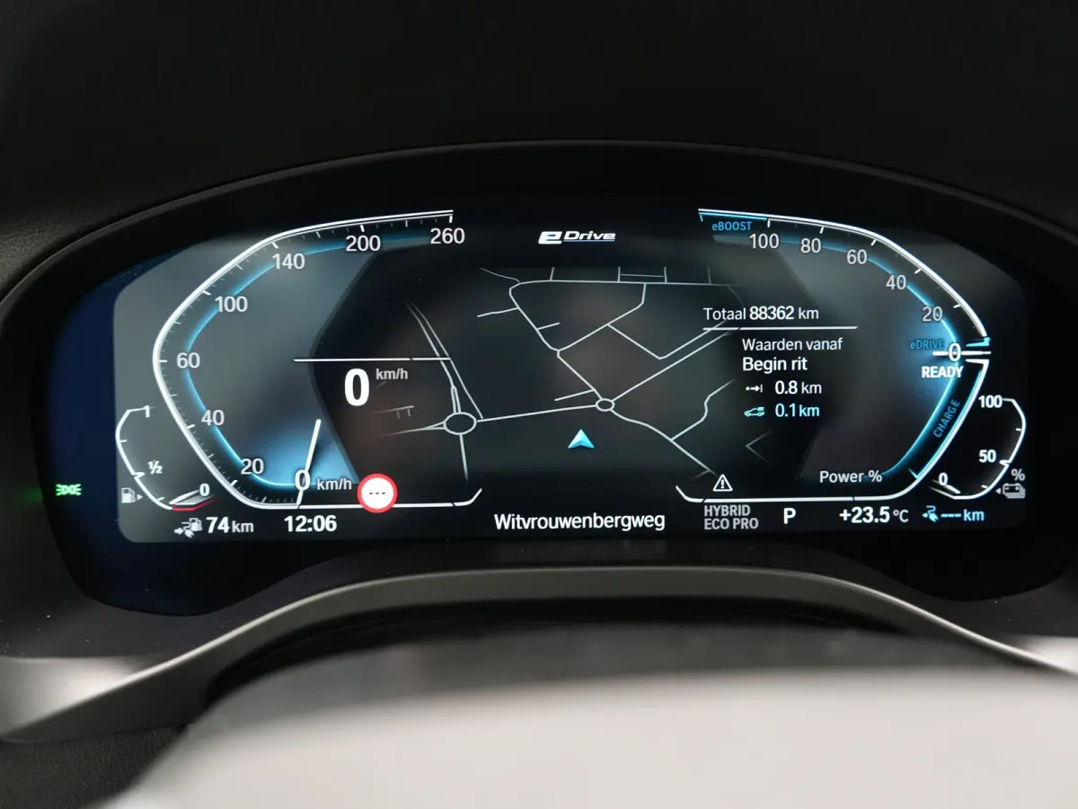 xDrive30e FACELIFT High Executive PHEV 293pk Dealer O.H | Trekhaak Af Fabriek | Panodak | Head Up | Adaptive Cruise | Camera | Laser LED | Hifi Audio | Lederen Sportstoelen Memory & Ventilat