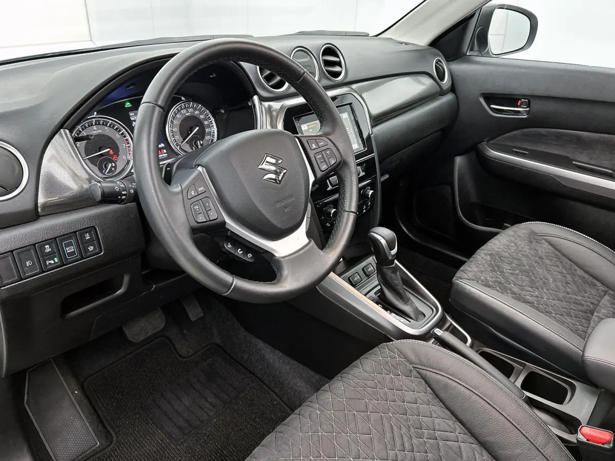 1.5 116pk Hybrid Style Automaat | 1ste Eigenaar | Schuif-/Kanteldak | Apple Carplay/Android Auto | Adaptieve Cruise Control | Camera | LED | 17"LMV |