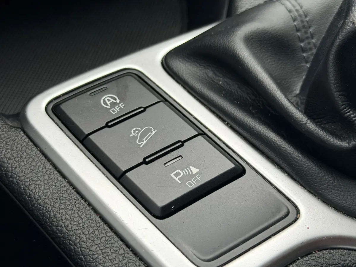 1.6 GDI First Edition - Sparkling Silver - Trekhaak/Nav/Camera