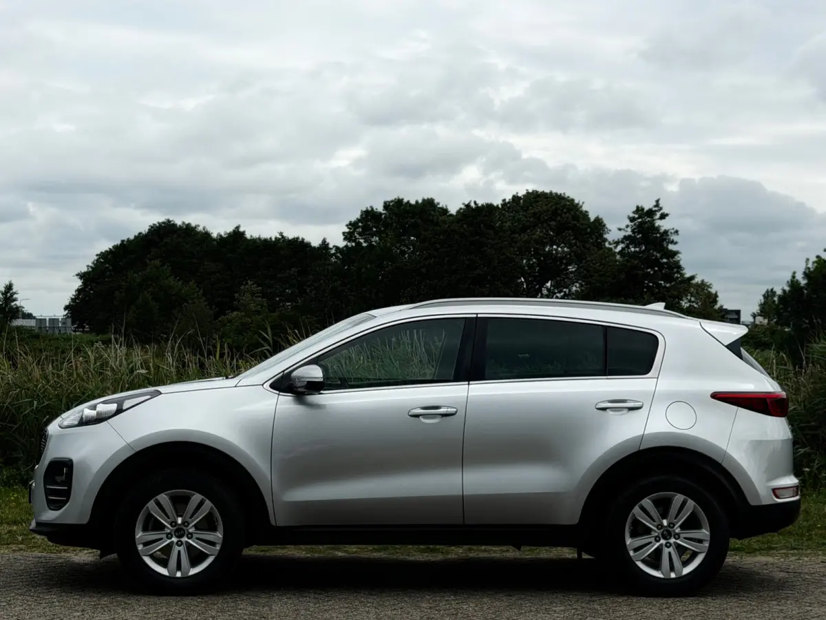 1.6 GDI First Edition - Sparkling Silver - Trekhaak/Nav/Camera