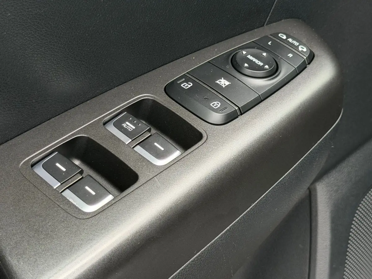 1.6 GDI First Edition - Sparkling Silver - Trekhaak/Nav/Camera