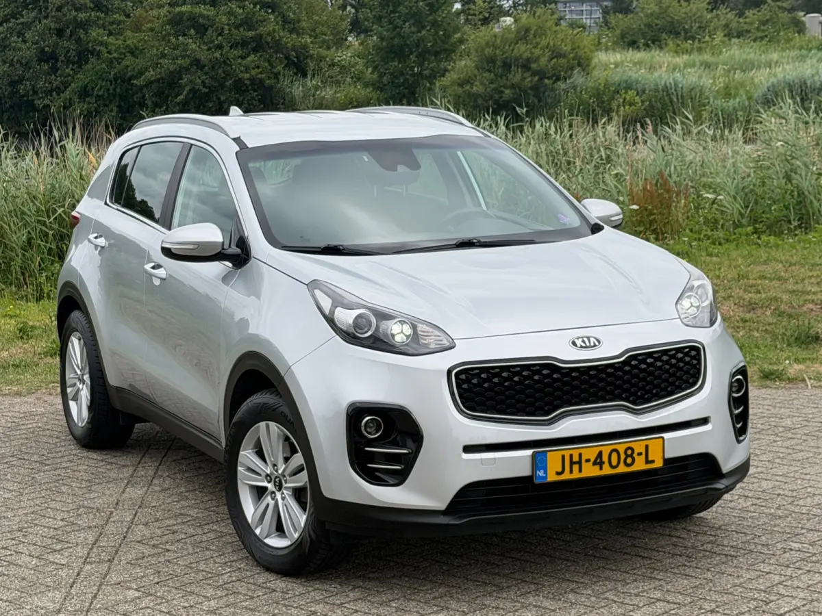 1.6 GDI First Edition - Sparkling Silver - Trekhaak/Nav/Camera