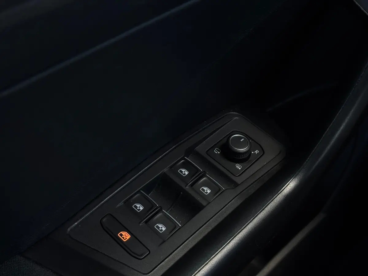 1.5 TSI Style DSG NAVI|PDC|TREKHAAK|AIRCO|MF STUUR|ELEK PAKKET