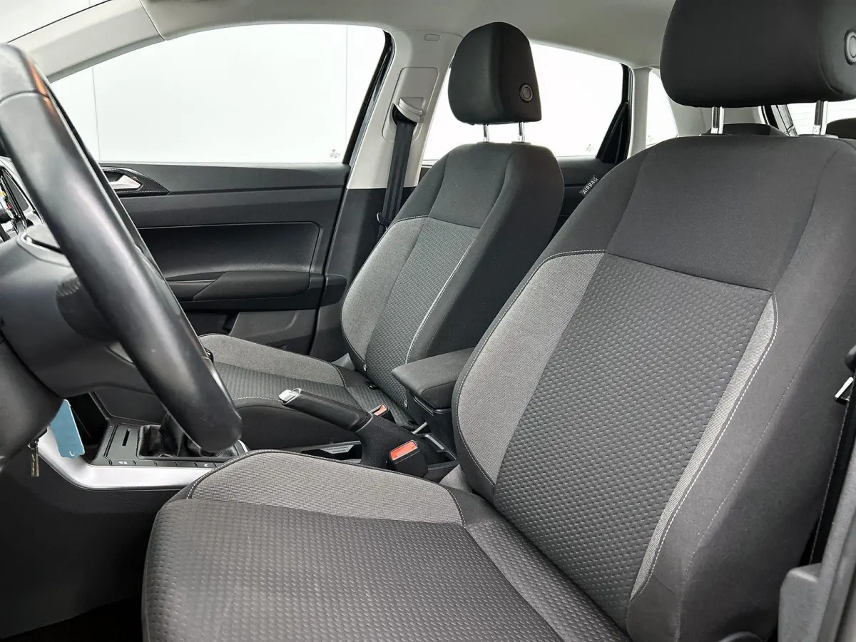 1.0 TSI Life 95pk | Airco | Parkeer sensoren voor en achter | Apple Carplay/Android Auto | Lane Assist |