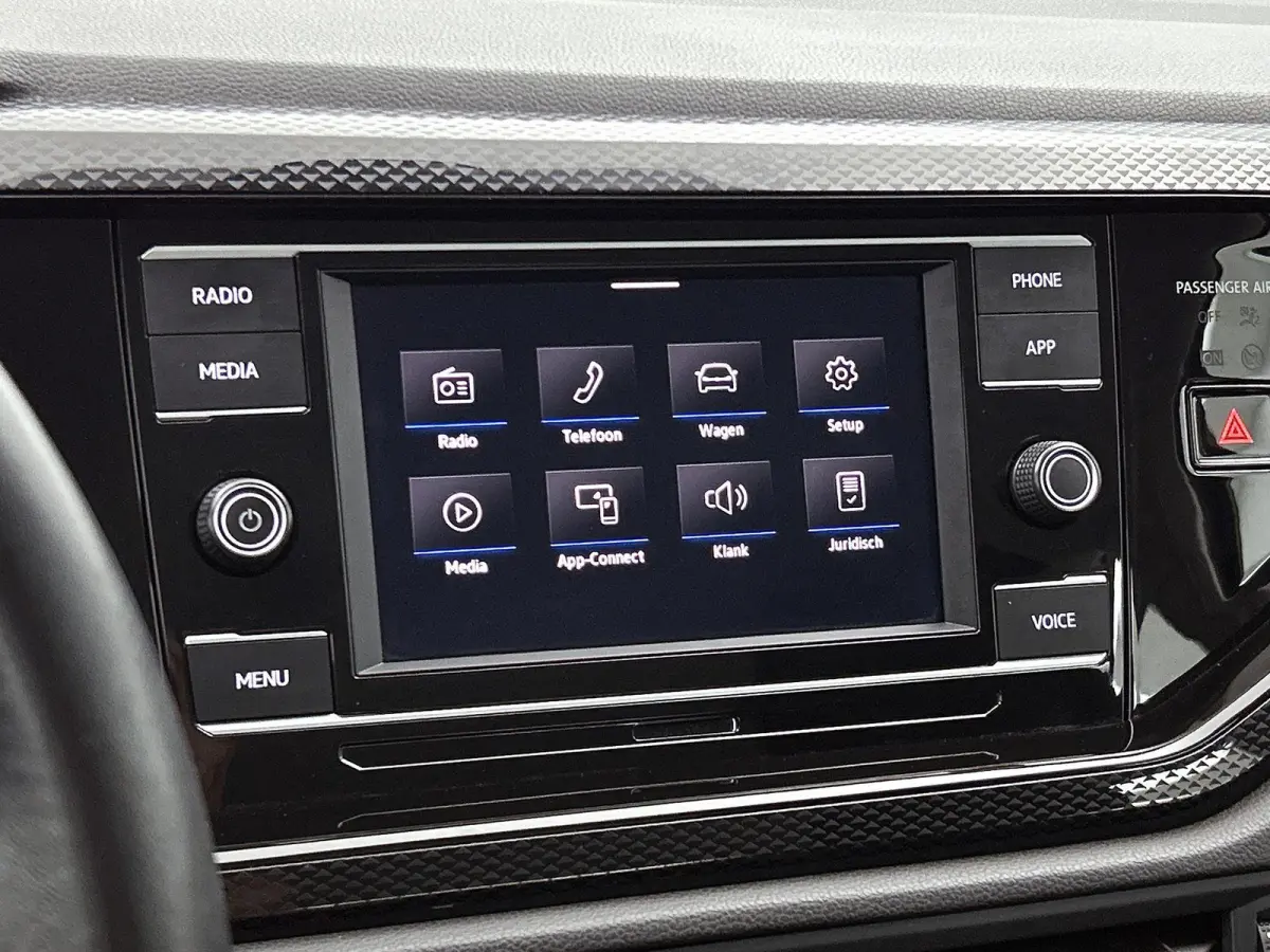 1.0 TSI Life 95pk | Airco | Parkeer sensoren voor en achter | Apple Carplay/Android Auto | Lane Assist |