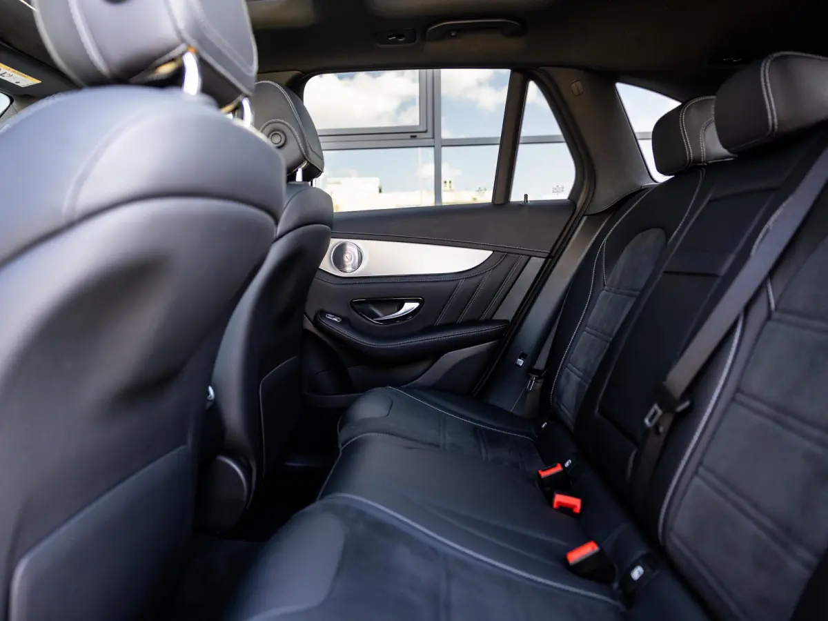 AMG 63 S 4MATIC+ | AMG PERFORMANCE UITLAAT | AMG TRACK PACK | BURMESTER | STOELMEMORY | PANORAMA/SCHUIF-KANTELDAK | TREKHAAK | RIJ-ASSISTENTIE PAKKET | DEALER ONDERHOUDEN |