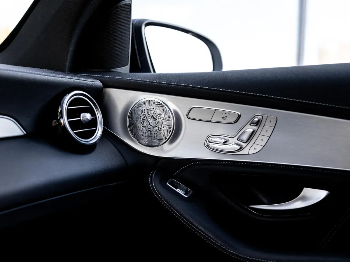 AMG 63 S 4MATIC+ | AMG PERFORMANCE UITLAAT | AMG TRACK PACK | BURMESTER | STOELMEMORY | PANORAMA/SCHUIF-KANTELDAK | TREKHAAK | RIJ-ASSISTENTIE PAKKET | DEALER ONDERHOUDEN |