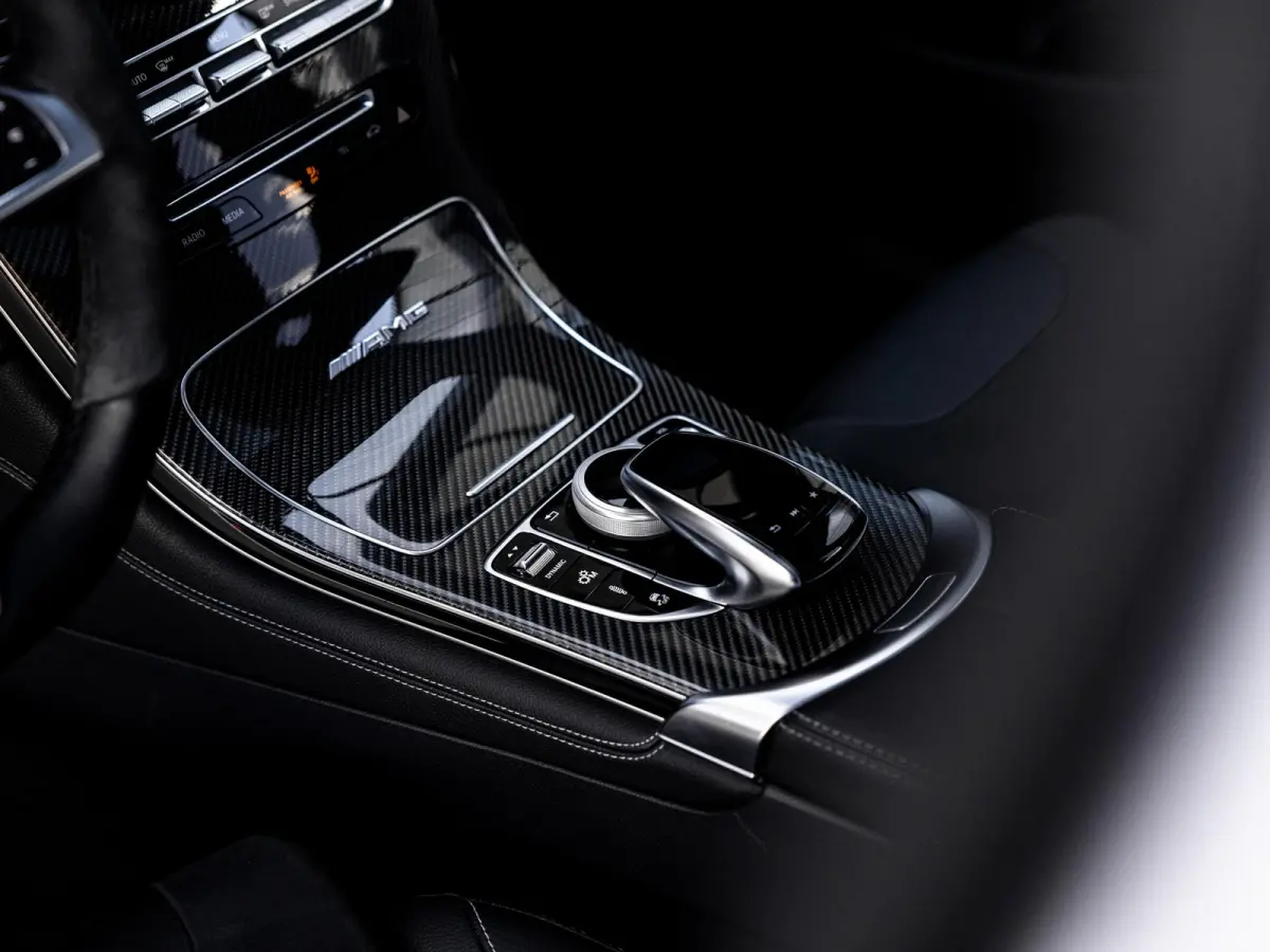 AMG 63 S 4MATIC+ | AMG PERFORMANCE UITLAAT | AMG TRACK PACK | BURMESTER | STOELMEMORY | PANORAMA/SCHUIF-KANTELDAK | TREKHAAK | RIJ-ASSISTENTIE PAKKET | DEALER ONDERHOUDEN |