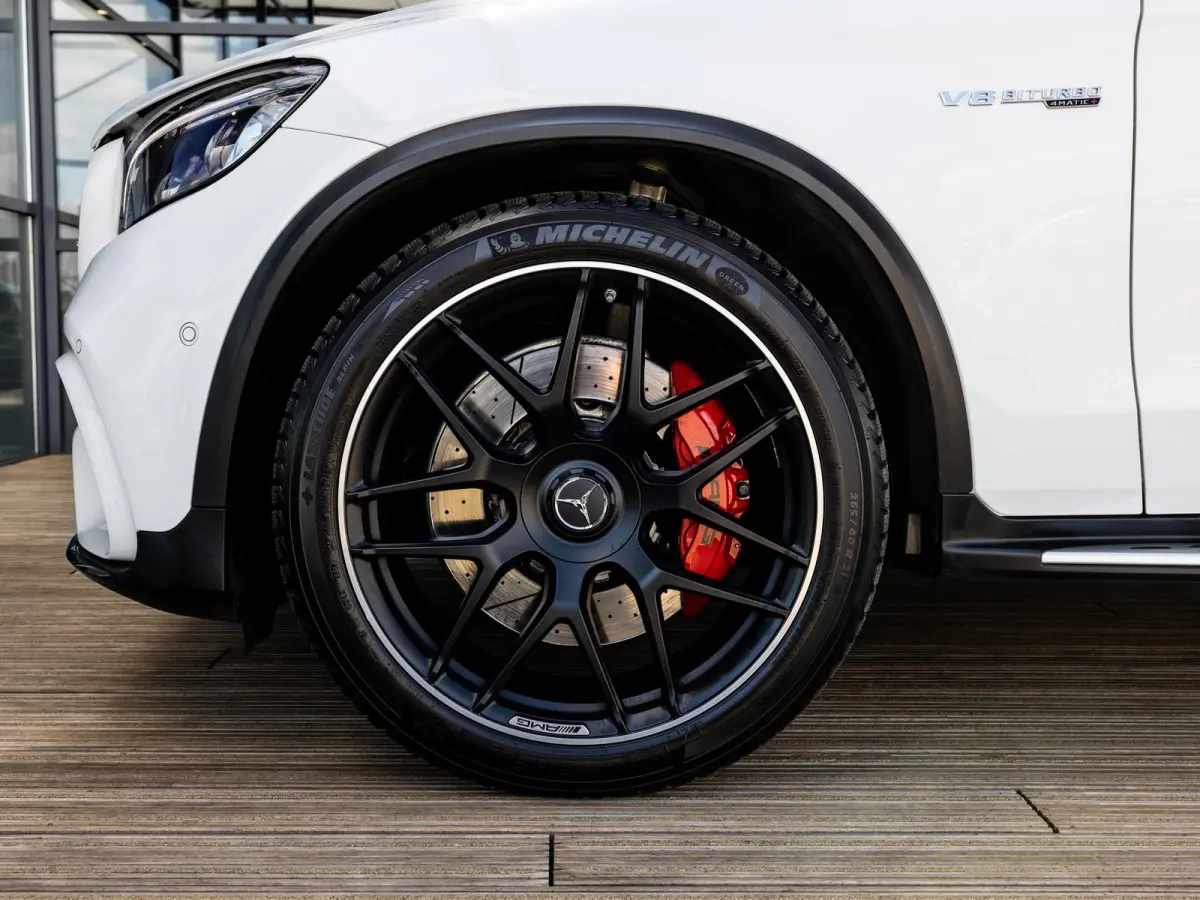 AMG 63 S 4MATIC+ | AMG PERFORMANCE UITLAAT | AMG TRACK PACK | BURMESTER | STOELMEMORY | PANORAMA/SCHUIF-KANTELDAK | TREKHAAK | RIJ-ASSISTENTIE PAKKET | DEALER ONDERHOUDEN |