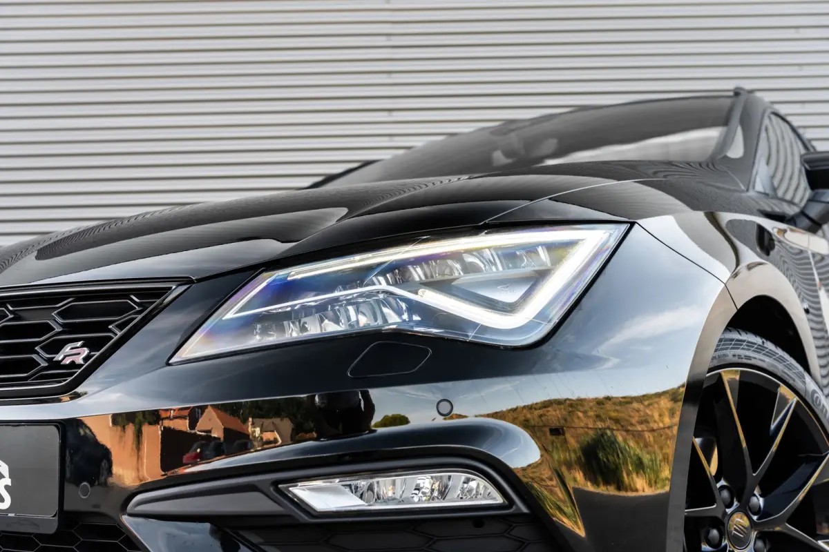 1.5 TSI FR Business Intense VIRTUAL*PANO*BEATS*CAMERA*KEYLESS*ZWARTE HEMEL*BLACK LINE