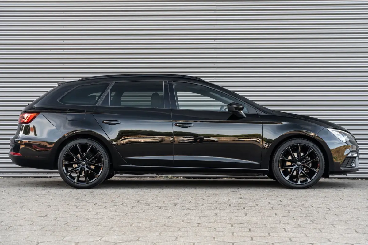 1.5 TSI FR Business Intense VIRTUAL*PANO*BEATS*CAMERA*KEYLESS*ZWARTE HEMEL*BLACK LINE