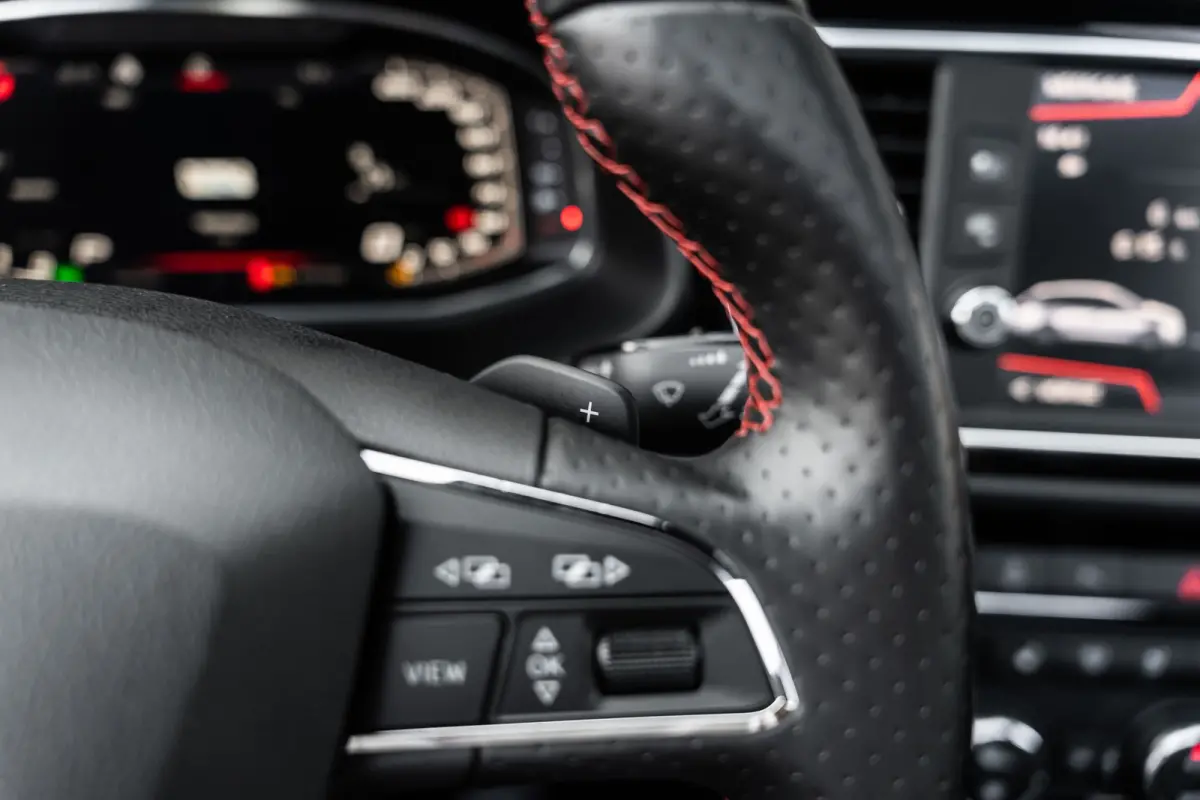 1.5 TSI FR Business Intense VIRTUAL*PANO*BEATS*CAMERA*KEYLESS*ZWARTE HEMEL*BLACK LINE