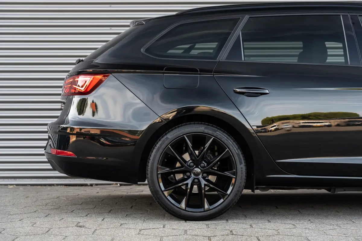 1.5 TSI FR Business Intense VIRTUAL*PANO*BEATS*CAMERA*KEYLESS*ZWARTE HEMEL*BLACK LINE