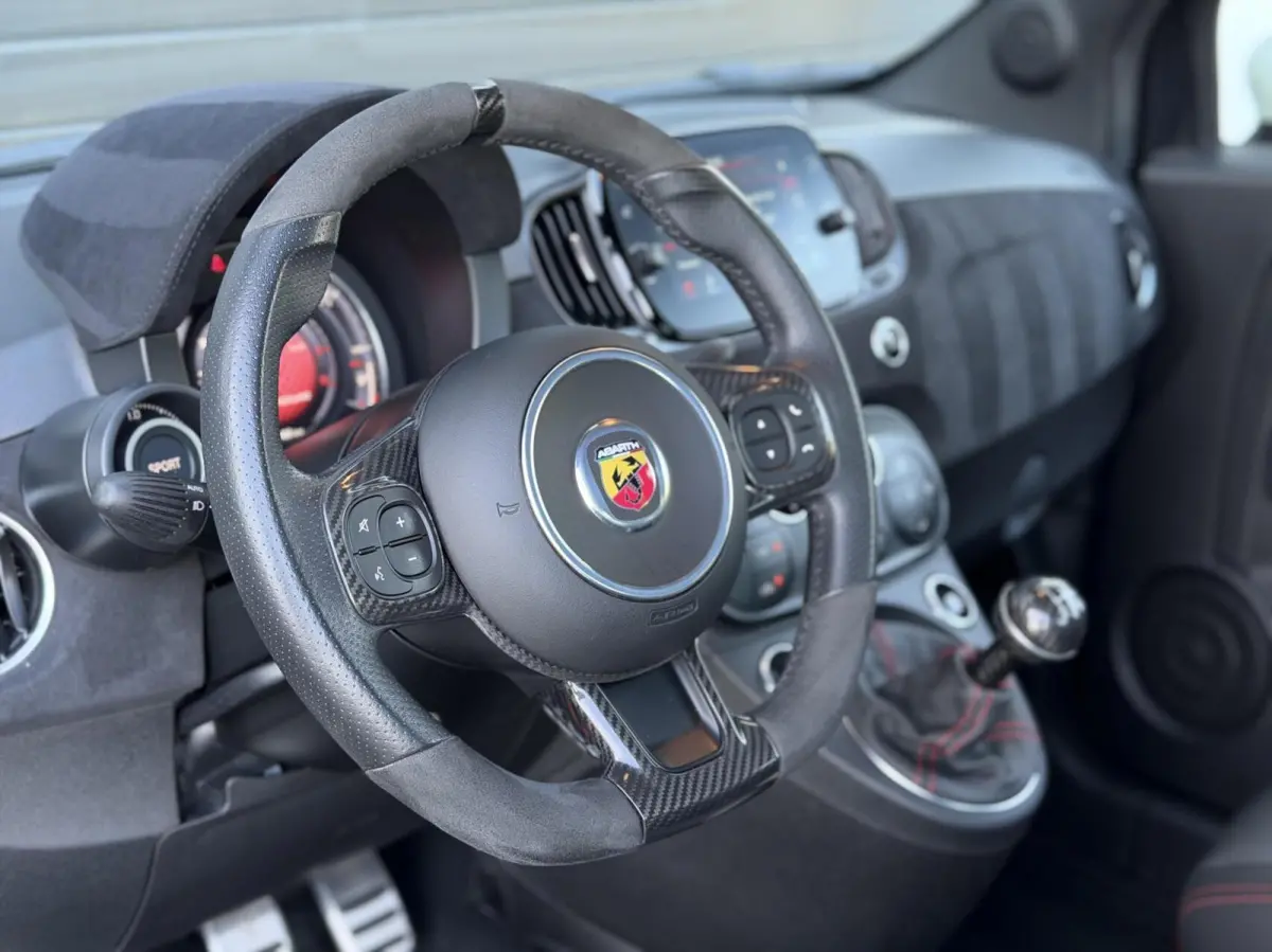 1.4 T-Jet Esseesse UNIEK!|180PK|Sabelt|Akrapovic