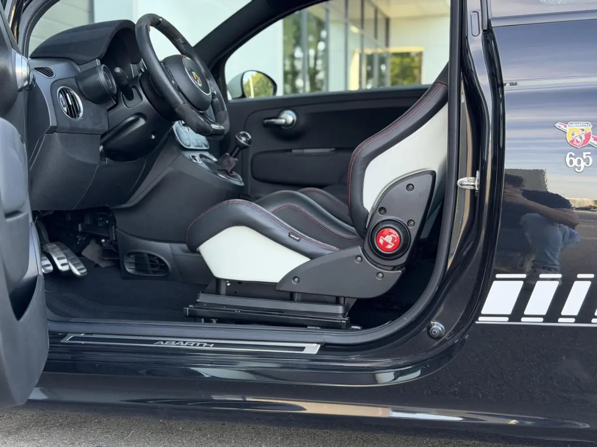 1.4 T-Jet Esseesse UNIEK!|180PK|Sabelt|Akrapovic