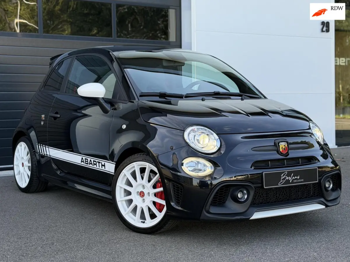 1.4 T-Jet Esseesse UNIEK!|180PK|Sabelt|Akrapovic