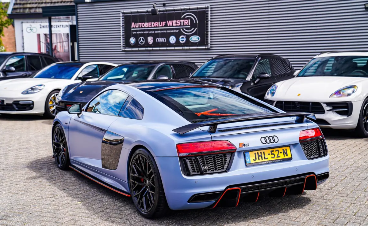 5.2 FSI Quattro Plus | Carbon | Maxton | Bang&Olufsen | Keramisch | Armytrix Titanium uitlaat | Spoiler pakket Carbon |