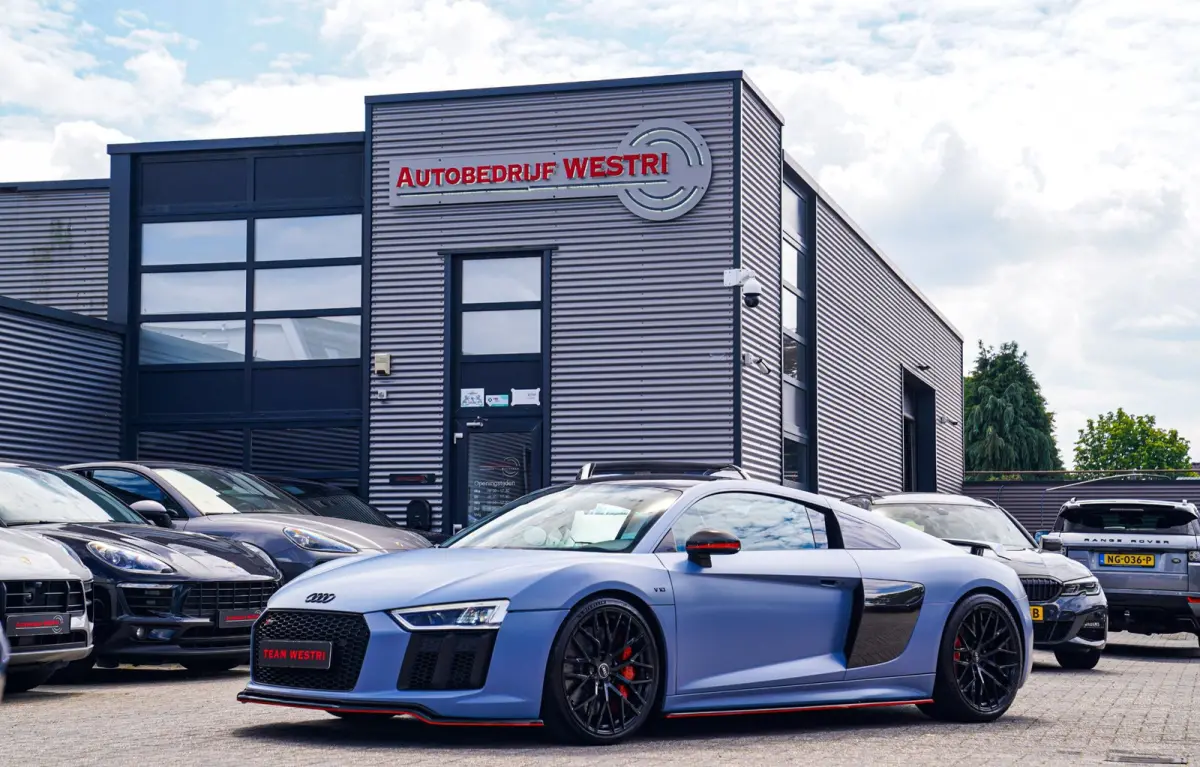 5.2 FSI Quattro Plus | Carbon | Maxton | Bang&Olufsen | Keramisch | Armytrix Titanium uitlaat | Spoiler pakket Carbon |