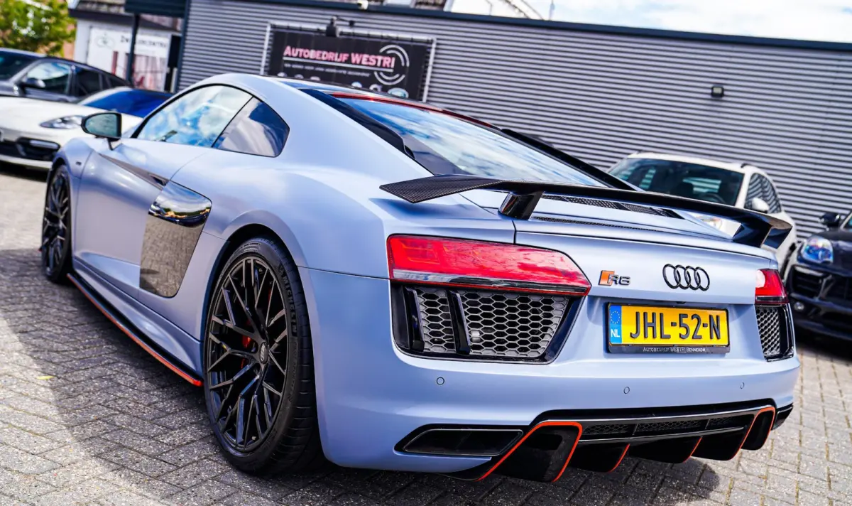 5.2 FSI Quattro Plus | Carbon | Maxton | Bang&Olufsen | Keramisch | Armytrix Titanium uitlaat | Spoiler pakket Carbon |