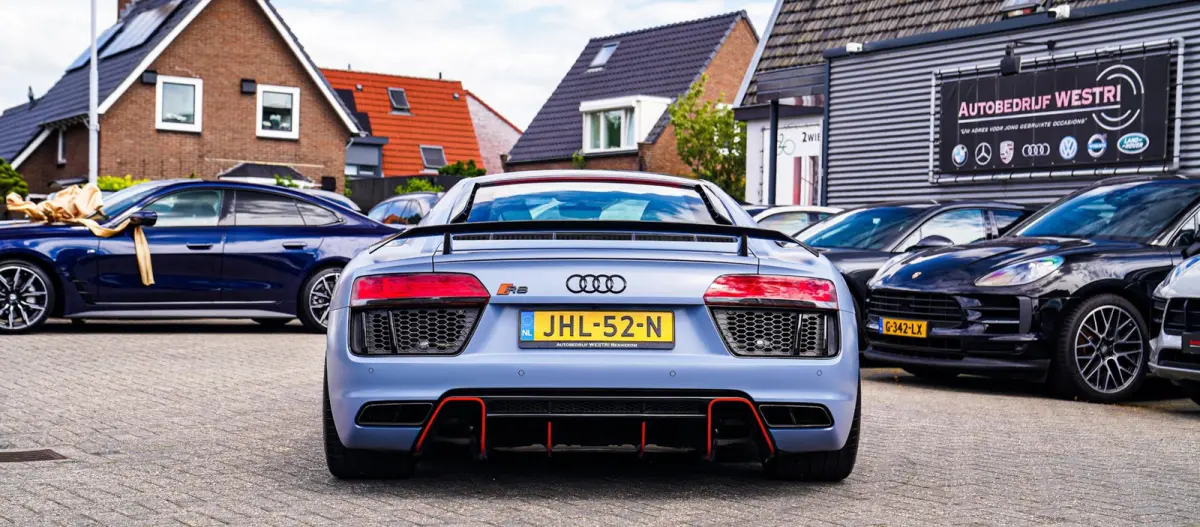 5.2 FSI Quattro Plus | Carbon | Maxton | Bang&Olufsen | Keramisch | Armytrix Titanium uitlaat | Spoiler pakket Carbon |