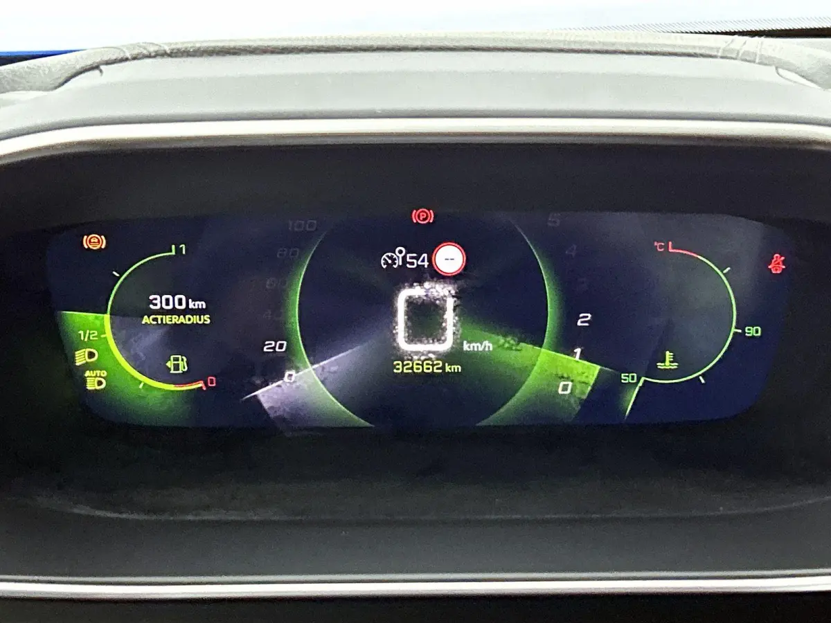 1.2 130pk GT-Line | Climate Control | Cruise Control | Achteruitrijcamera | Parkeersensoren Voor + Achter | LED | 17' Lichtmetalen Velgen | Apple Carplay/Android Auto |