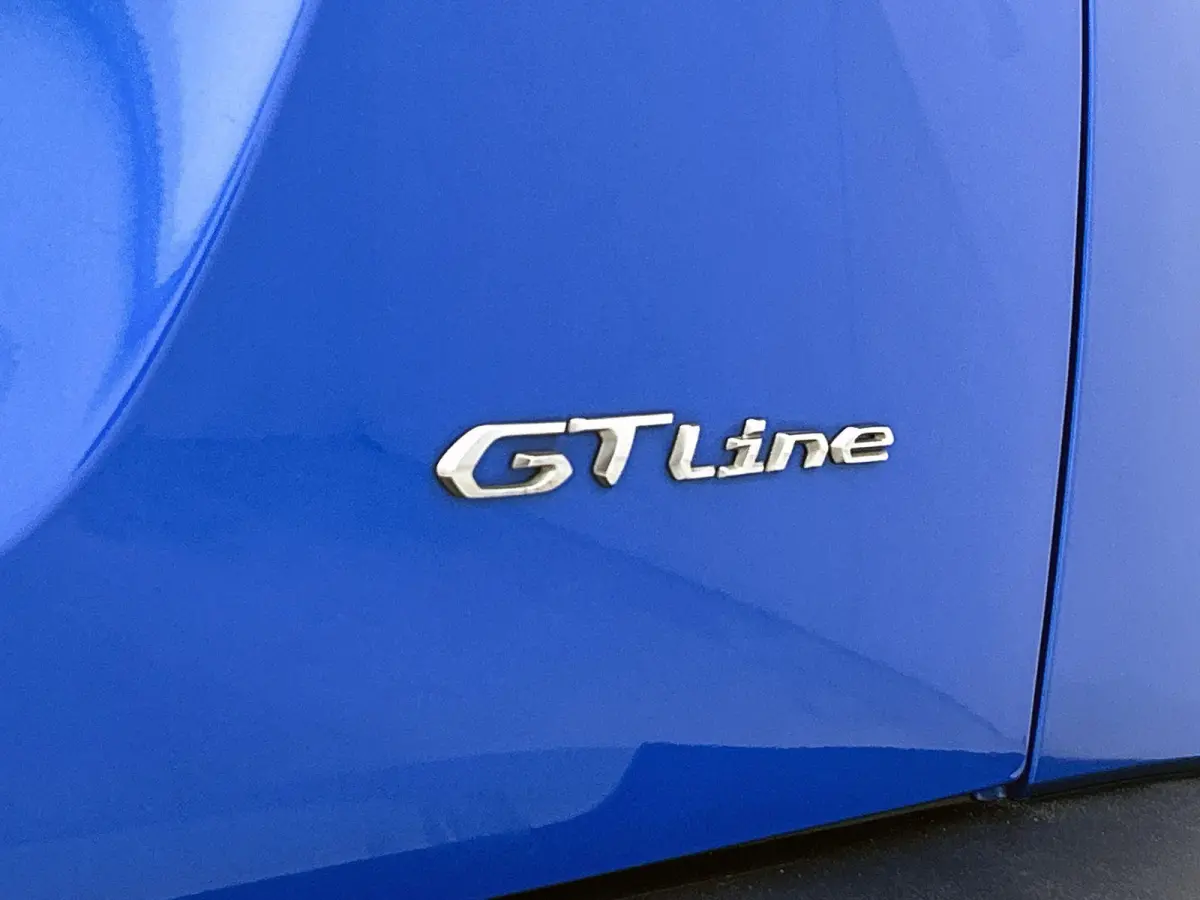 1.2 130pk GT-Line | Climate Control | Cruise Control | Achteruitrijcamera | Parkeersensoren Voor + Achter | LED | 17' Lichtmetalen Velgen | Apple Carplay/Android Auto |