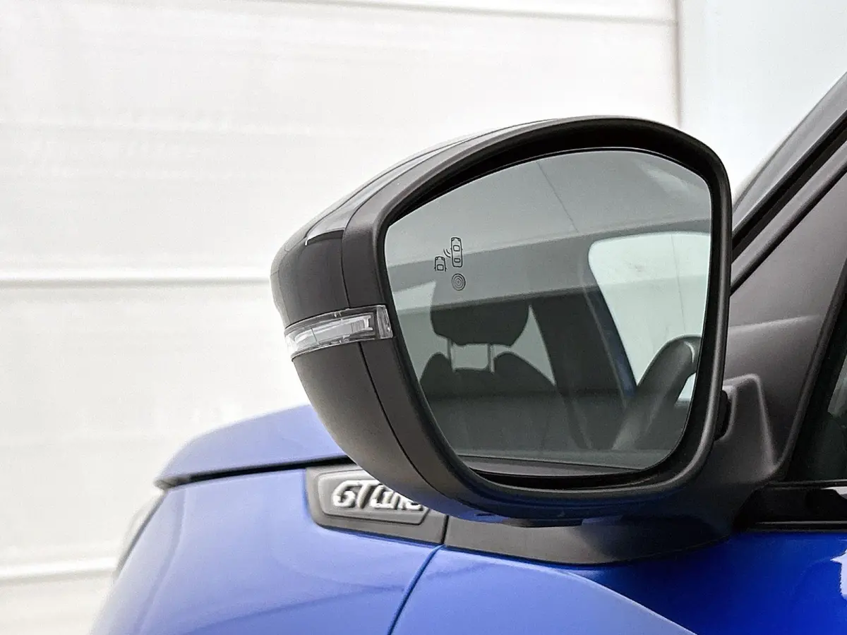 1.2 130pk GT-Line | Climate Control | Cruise Control | Achteruitrijcamera | Parkeersensoren Voor + Achter | LED | 17' Lichtmetalen Velgen | Apple Carplay/Android Auto |