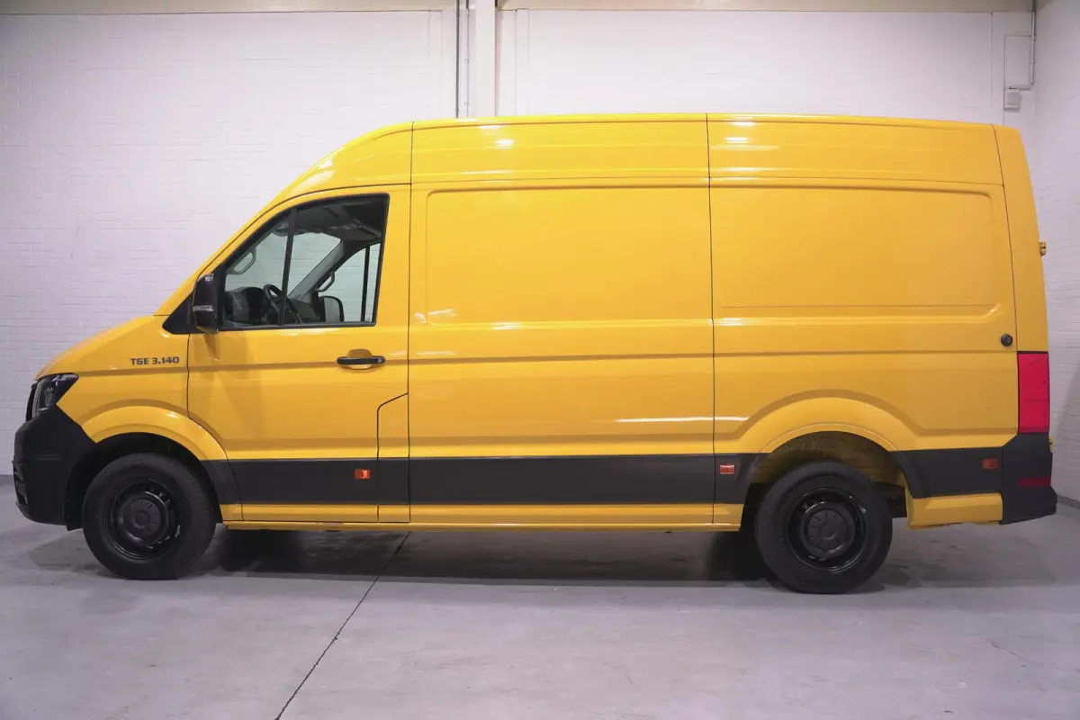 3.140 pk DSG Automaat L3H3 Airco, DHL Geel App Connect, Cruise Control, 270 Graden Deuren, PDC V+A, 3-Zits