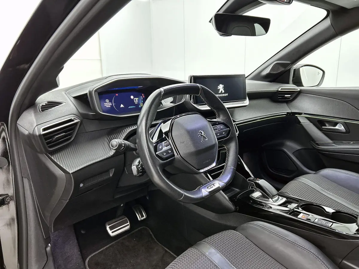 136pk EV GT 50kWh Automaat | 1ste Eigenaar | Apple Carplay/Android Auto | Climate Control | Cruise Control | Camera | 17"LMV | LED | Dodehoekdetectie |