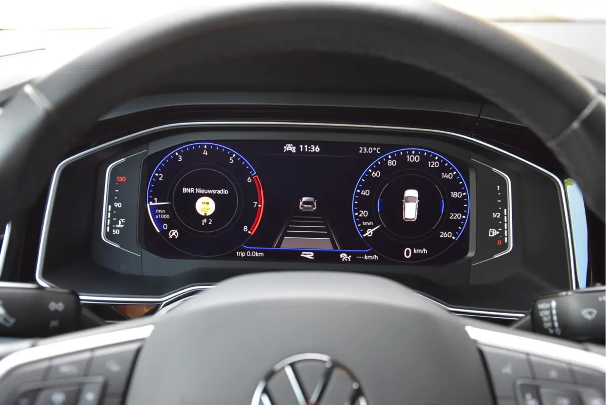 1.0 TSI 2 X R-Line VOL! VW fabrieks garantie NAP 1e eigenaar