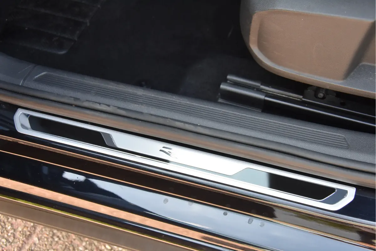 1.0 TSI 2 X R-Line VOL! VW fabrieks garantie NAP 1e eigenaar