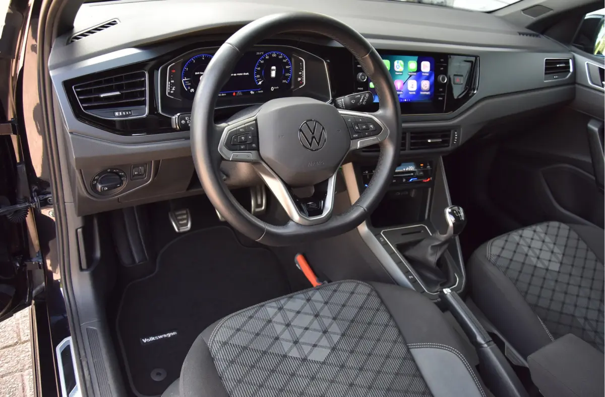 1.0 TSI 2 X R-Line VOL! VW fabrieks garantie NAP 1e eigenaar