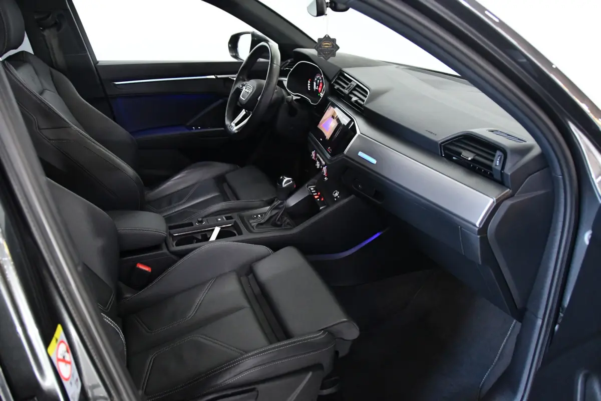 35 TFSI Competition 3x S-Line, Pano,Sfeer,SideAs