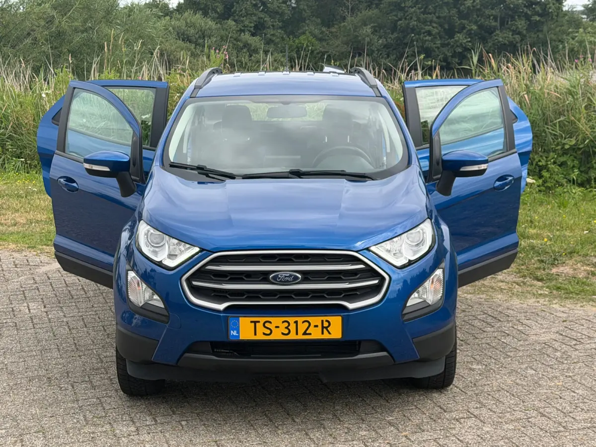 1.0 EcoBoost Trend Ultimate - Lightning Blue - Nav/Cruise/Trekhaak