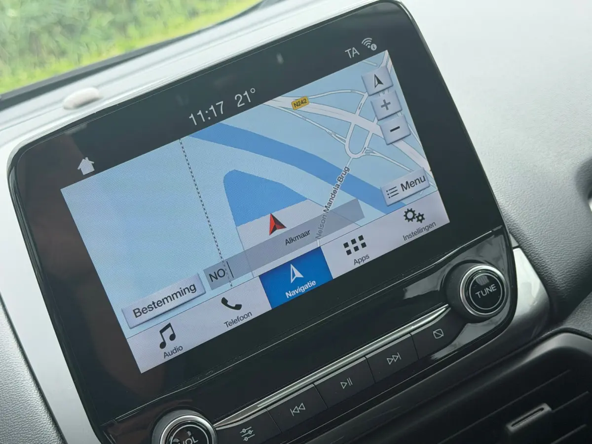 1.0 EcoBoost Trend Ultimate - Lightning Blue - Nav/Cruise/Trekhaak