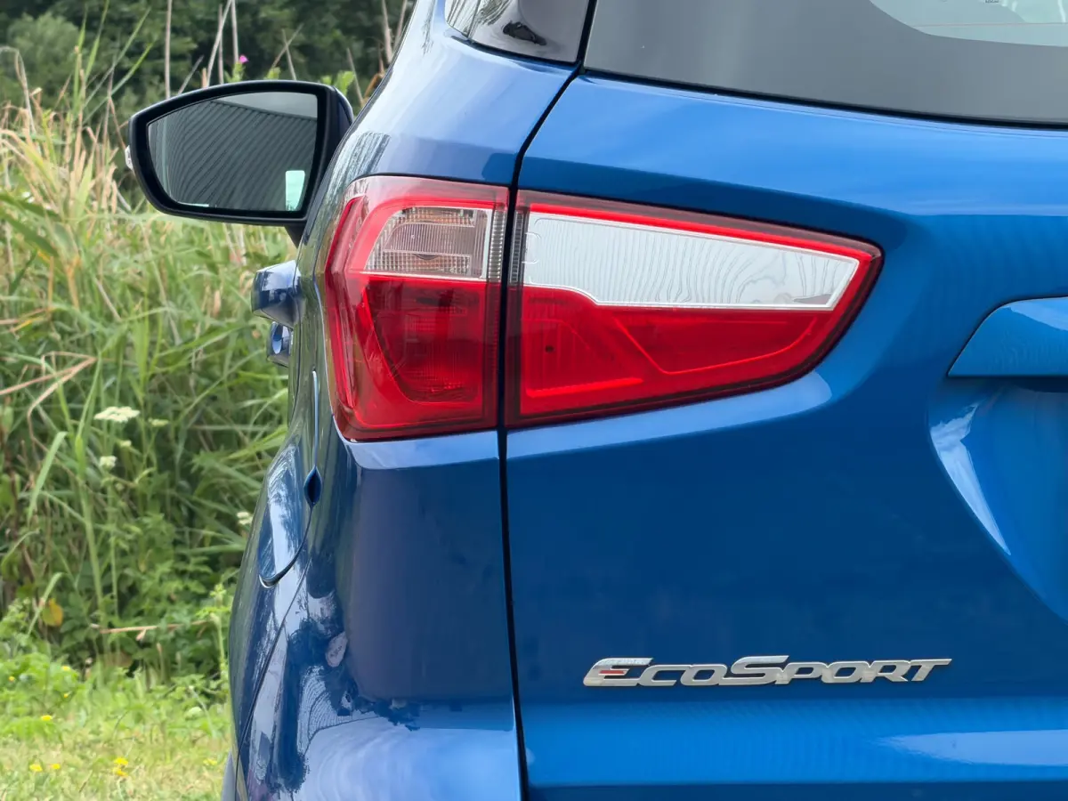 1.0 EcoBoost Trend Ultimate - Lightning Blue - Nav/Cruise/Trekhaak