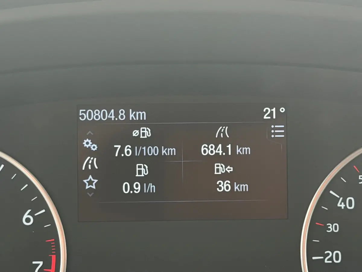 1.0 EcoBoost Trend Ultimate - Lightning Blue - Nav/Cruise/Trekhaak