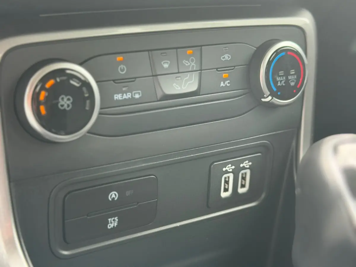1.0 EcoBoost Trend Ultimate - Lightning Blue - Nav/Cruise/Trekhaak