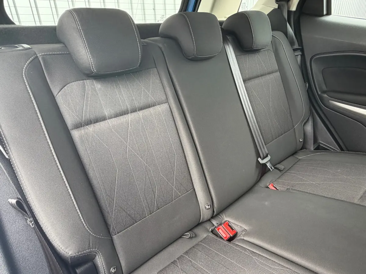 1.0 EcoBoost Trend Ultimate - Lightning Blue - Nav/Cruise/Trekhaak