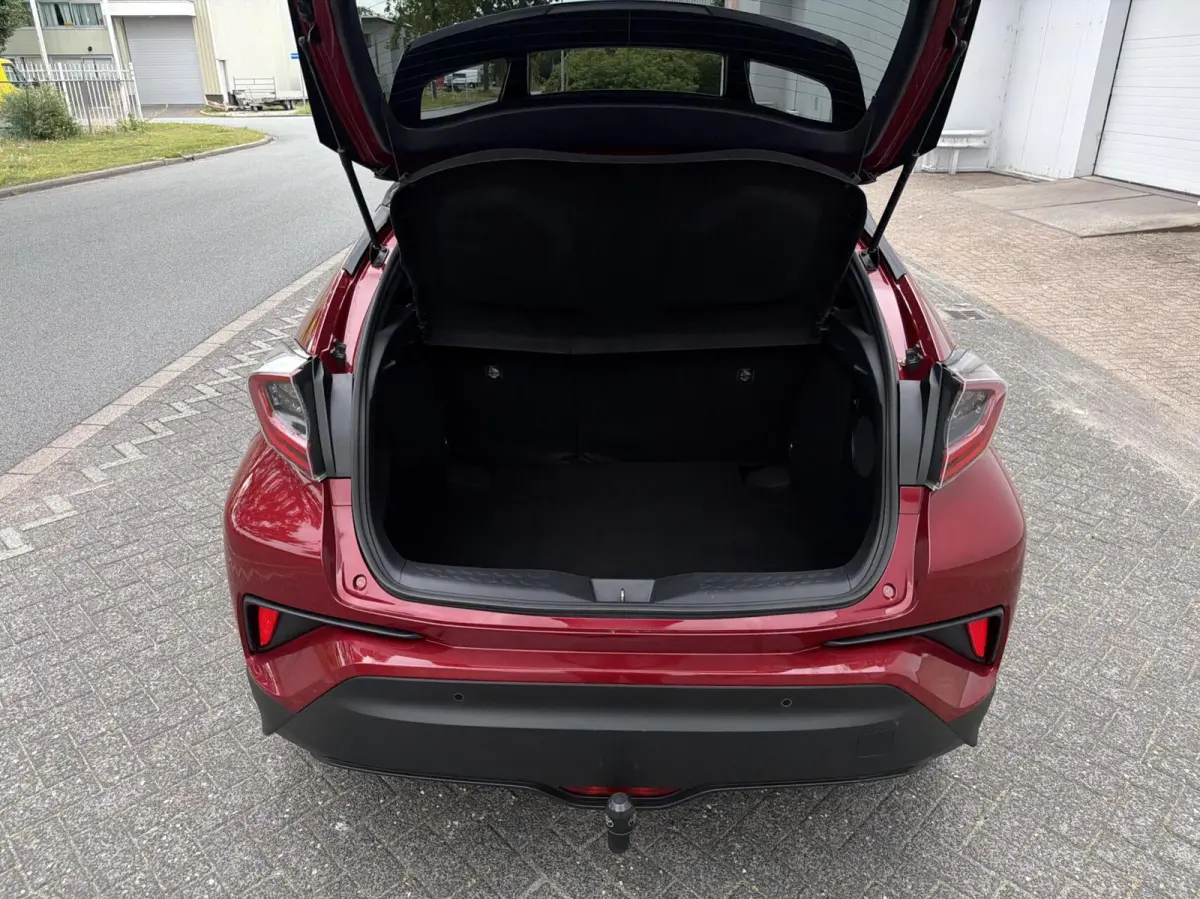 1.8 Hybrid Style - NAVI/ACC/CAMERA/JBL/NAP